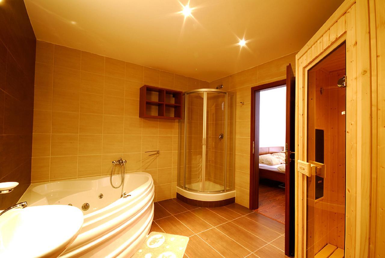 Ski & Sun Wellness Apartments Liptovský Mikuláš Esterno foto